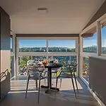 Les Residence